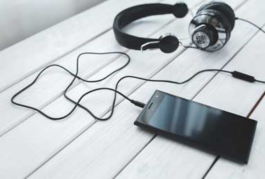 欧冠|16强全部产生，皇马、大巴黎惊险晋级